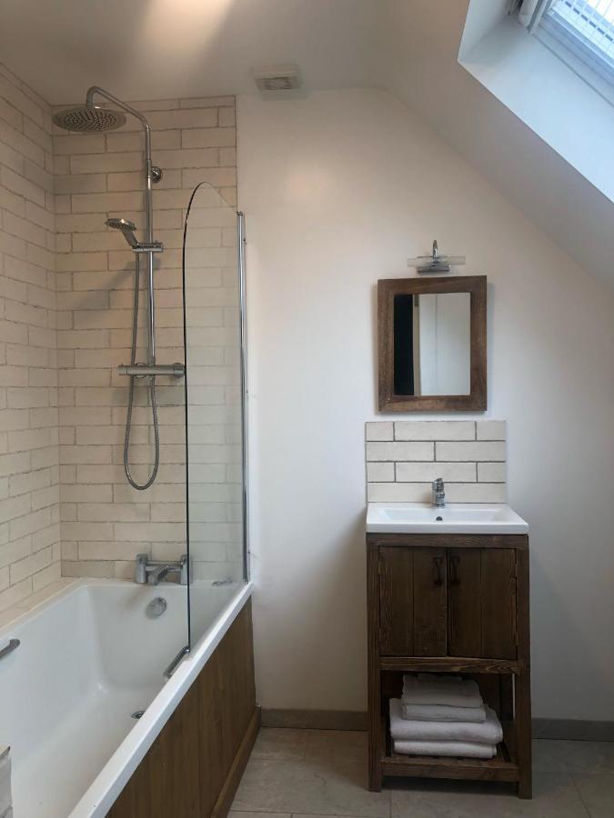 Sandyhill Guest House - Westport Ngoại thất bức ảnh